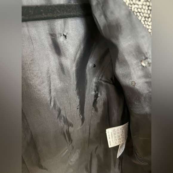 MaxMara Tweed Virgin Wool Blazer | Italian Luxury | Size 6 - Picture 12 of 13